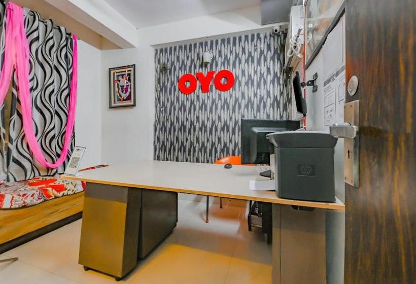 Отель Spot On 79303 Samarpit Residency