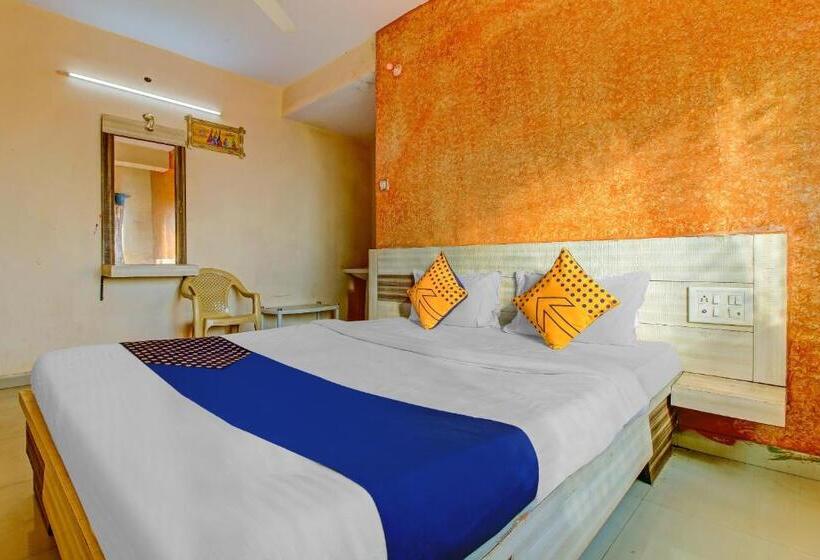 Отель Spot On Shreekrupa