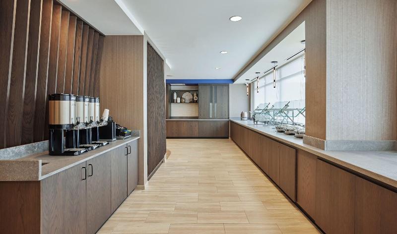 هتل Springhill Suites By Marriott Chicago Chinatown