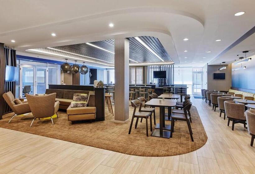 هتل Springhill Suites By Marriott Chicago Chinatown