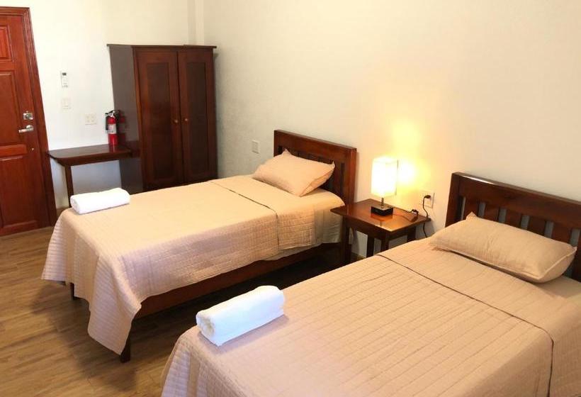 בית מלון כפרי Sun Shine San Pedro