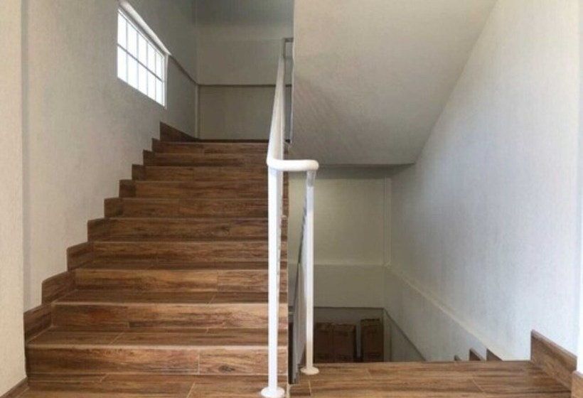 בית מלון כפרי Sun Shine San Pedro