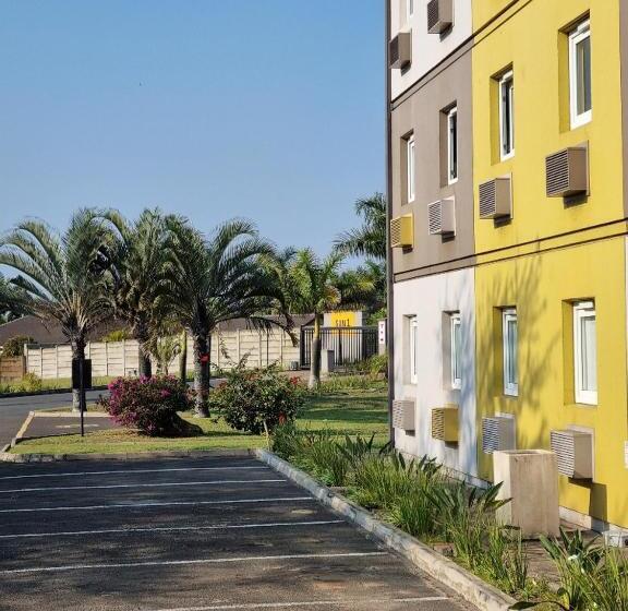 Отель Sun1 Richards Bay