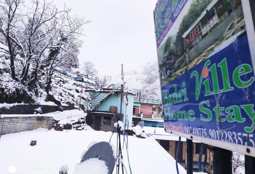 Отель Vamoose Badri Villa