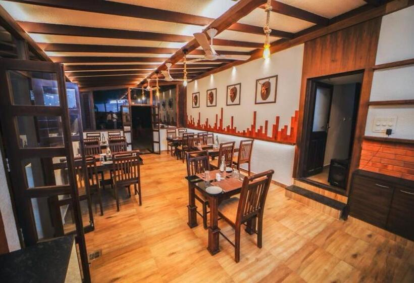 Отель Vanya By Citrine