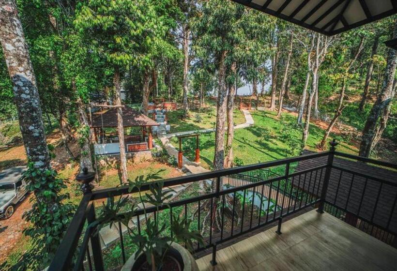 Отель Vanya By Citrine