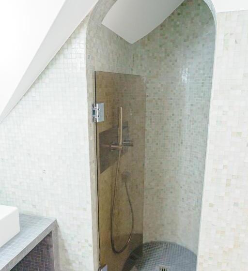 ホテル Villa Monceau Louvain La Neuve