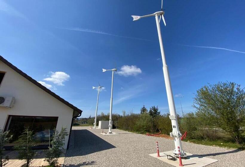 בית מלון כפרי World