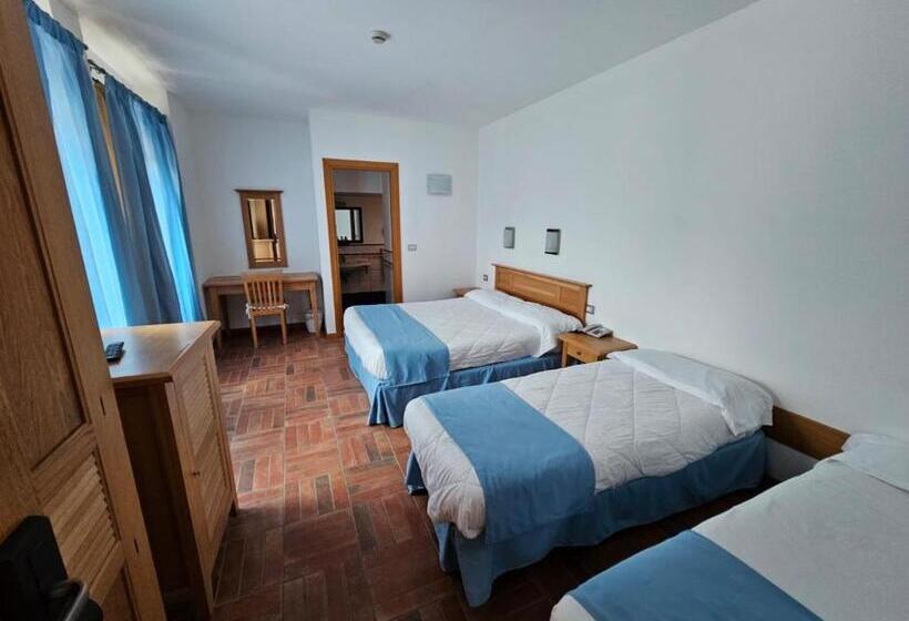 Le Mandrelle Beach Resort