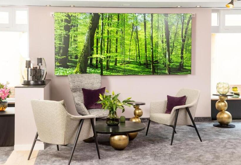 Maakt Hotel & Apartments