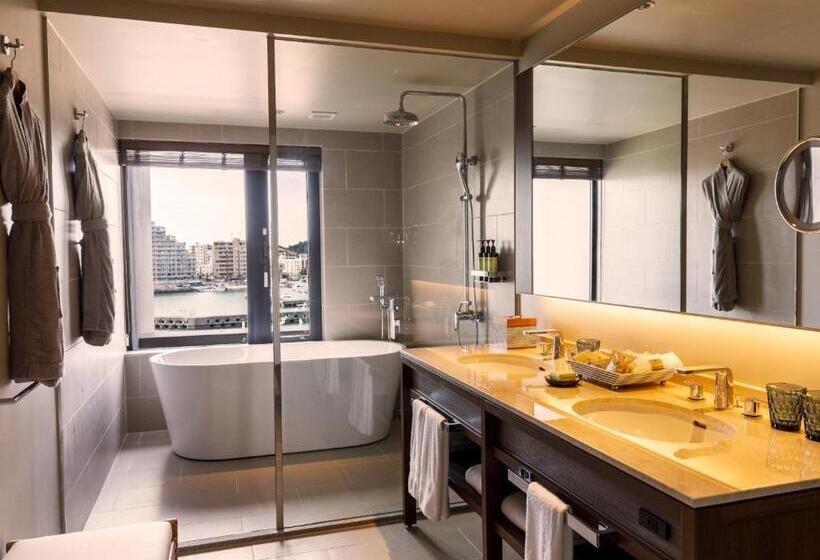 Mb Gallery Chatan By The Terrace Hotels