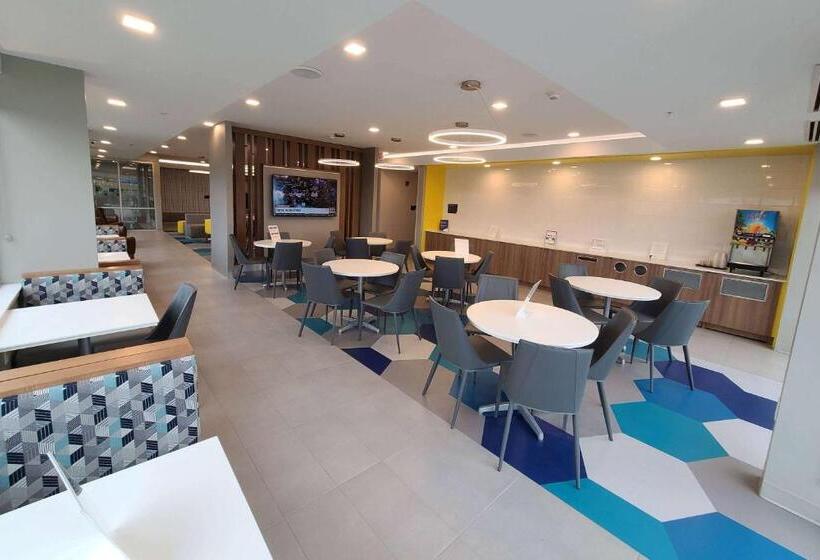 Microtel Inn & Suites By Wyndham Milford