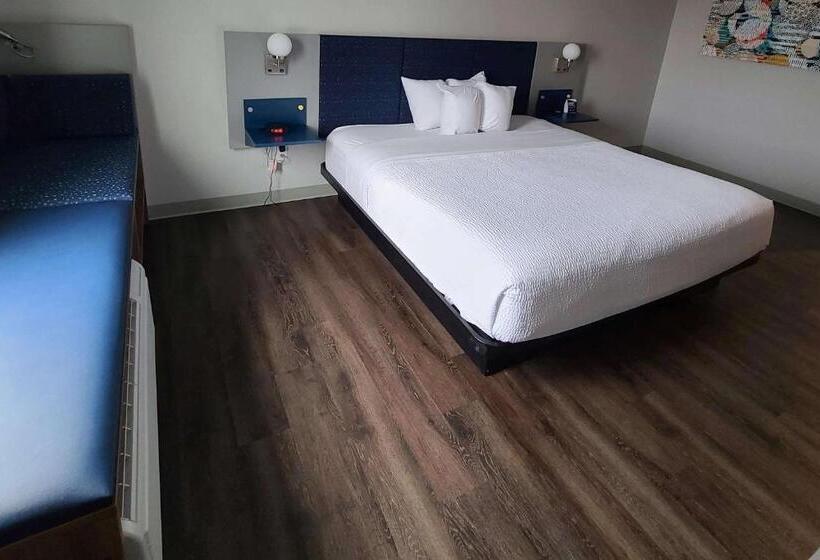 Microtel Inn & Suites By Wyndham Milford