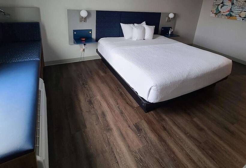 Microtel Inn & Suites By Wyndham Milford