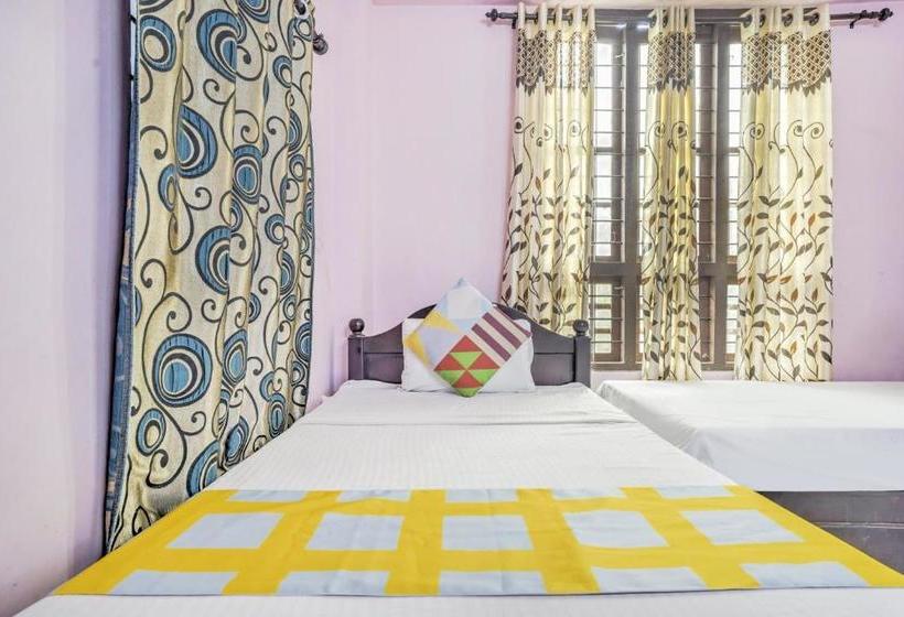 بنسيون Oyo 79239 Punchayil Homestay