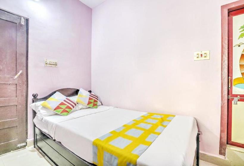 بنسيون Oyo 79239 Punchayil Homestay