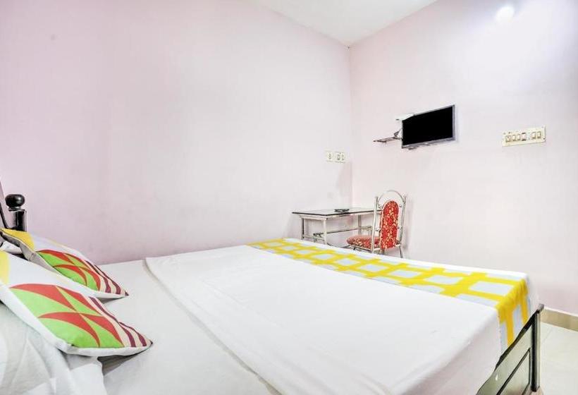 بنسيون Oyo 79239 Punchayil Homestay