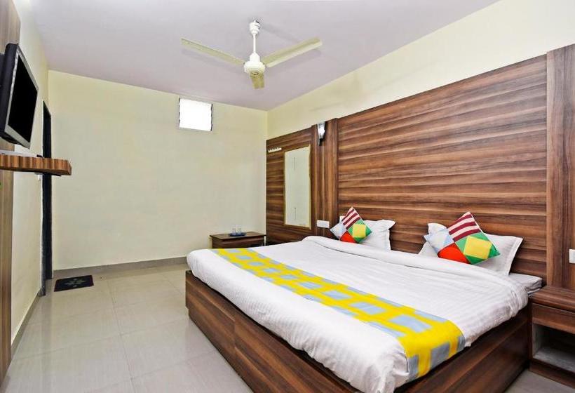 بنسيون Oyo Home 79350 Padmavati