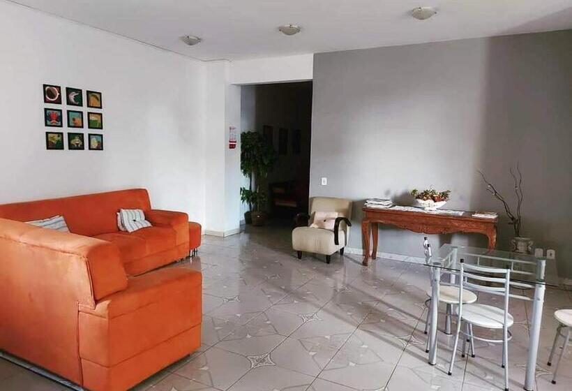 פנסיון Pousada Surya