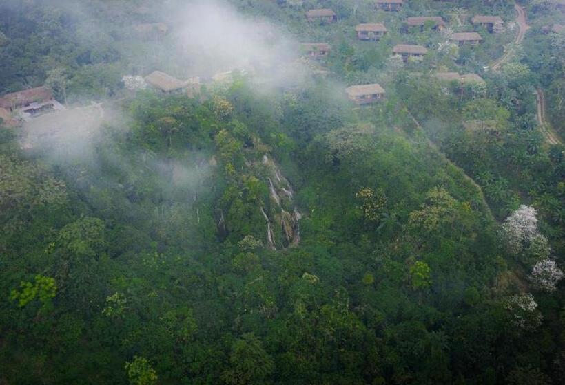 استراحتگاه Avana Retreat