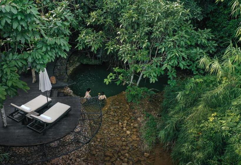 استراحتگاه Avana Retreat