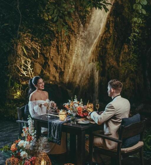 استراحتگاه Avana Retreat