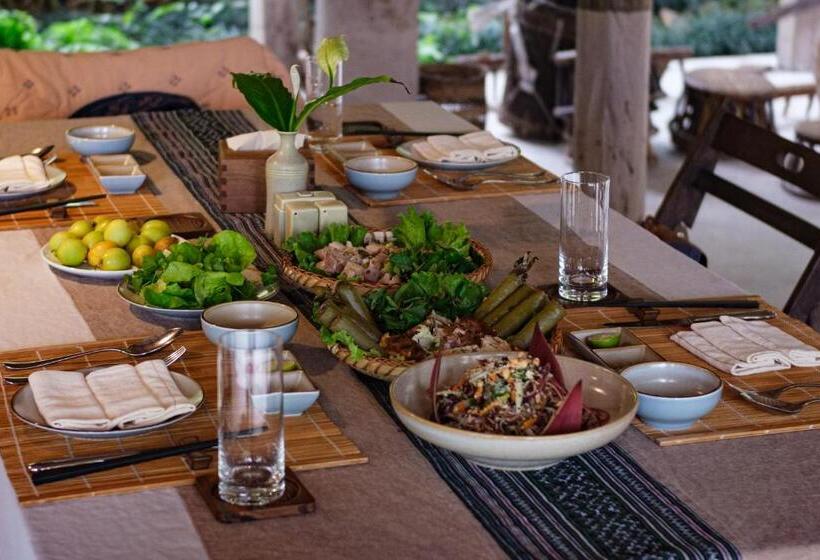 استراحتگاه Avana Retreat