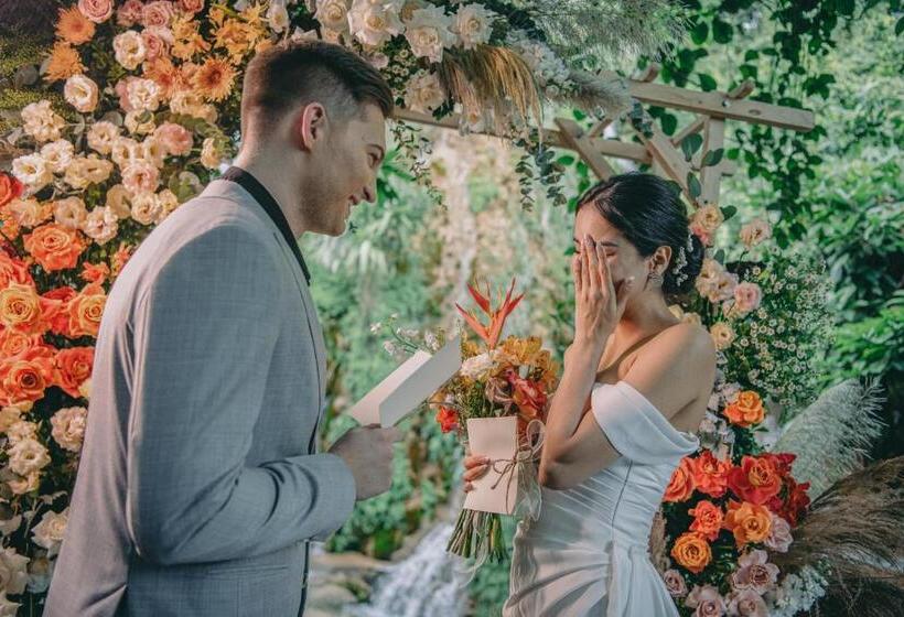 استراحتگاه Avana Retreat