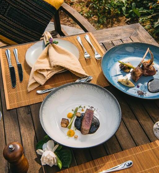 استراحتگاه Avana Retreat