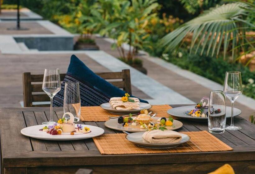 استراحتگاه Avana Retreat