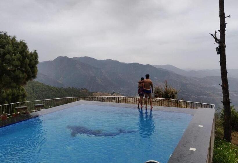 Resort The Alpine