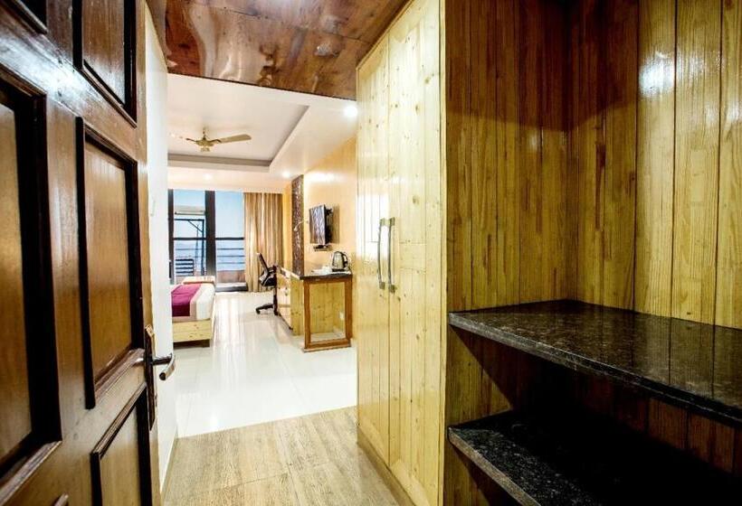 Resort The Alpine