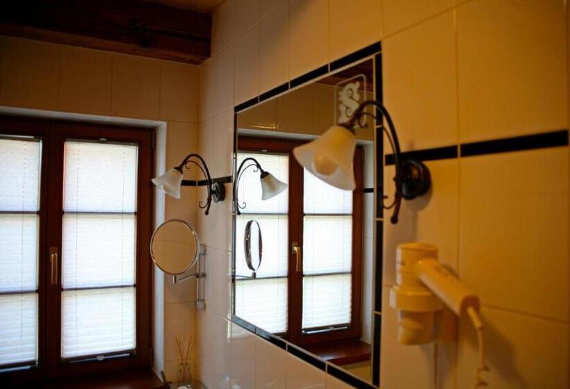 Weingut Schuh   Pension Zur Bosel