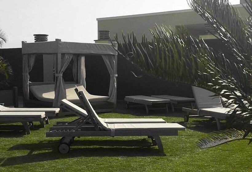 Aparthotel El Galeón