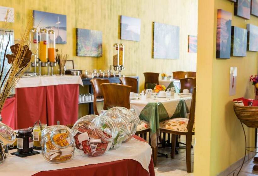 Aparthotel El Galeón