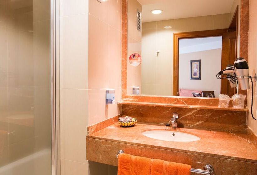 Aparthotel El Galeón