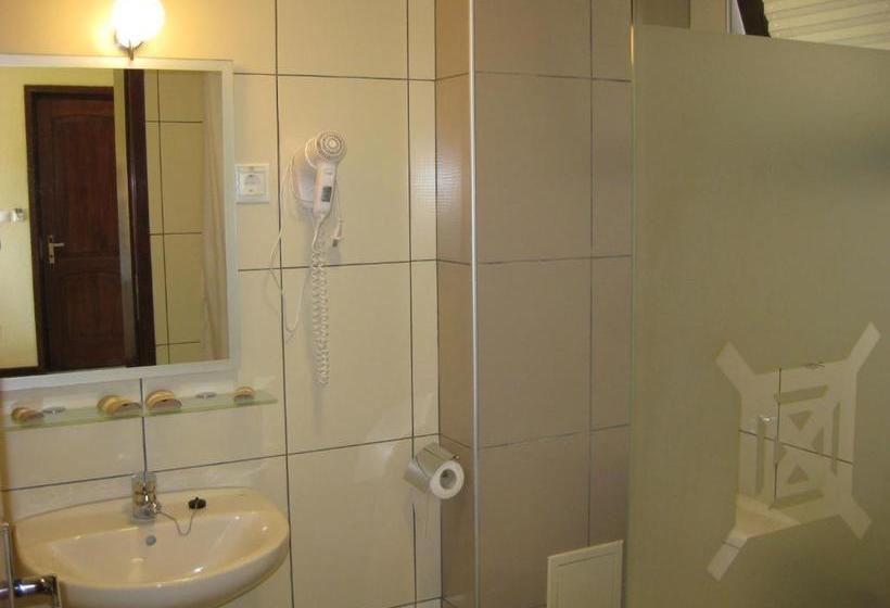 בית מלון כפרי Asti Art