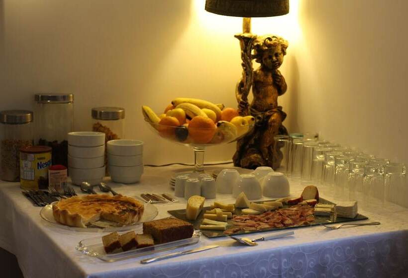 Casa Dos Assentos De Quintiães