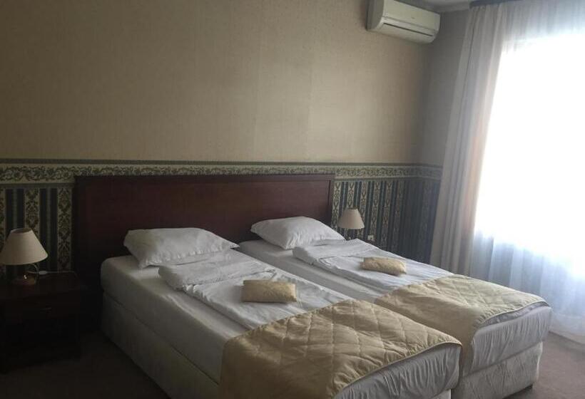 Chateau Montagne Hotel Troyan