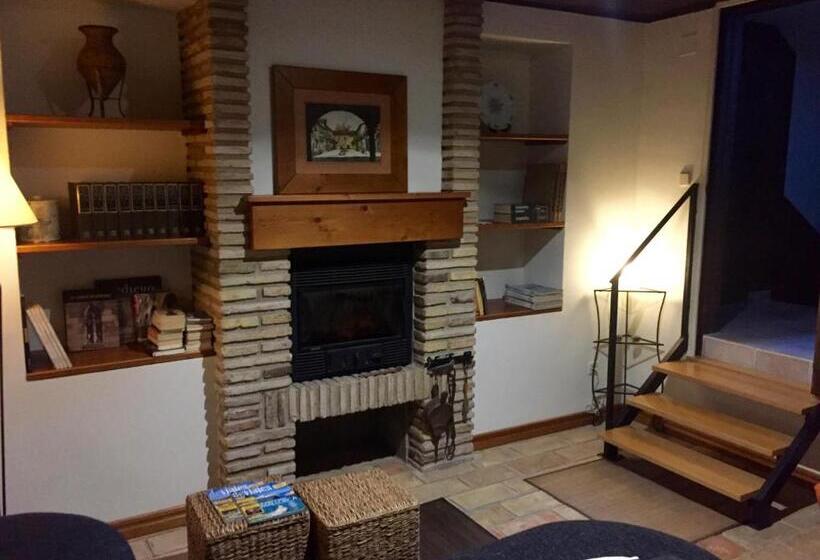 Hostal Jp Y Estudios