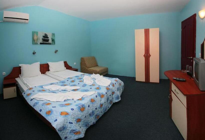 בית מלון כפרי дироси