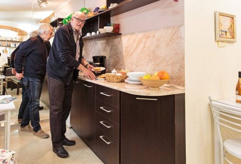 ホテル Apart & Rooms Fotinov