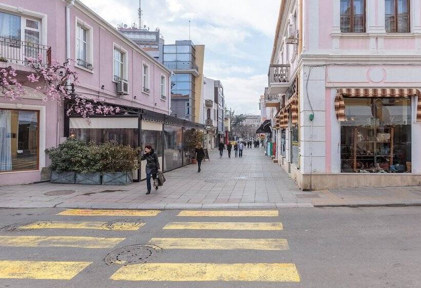 ホテル Apart & Rooms Fotinov