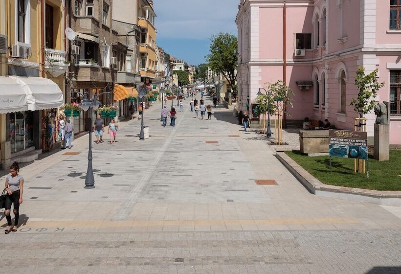 ホテル Apart & Rooms Fotinov