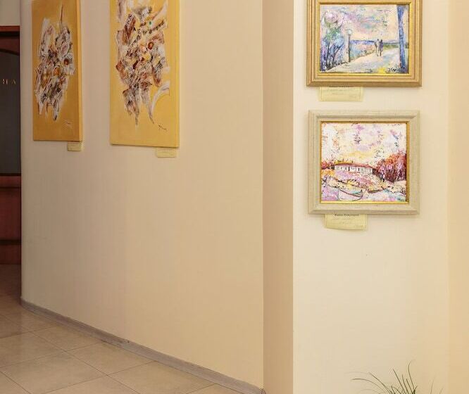 ホテル Apart & Rooms Fotinov