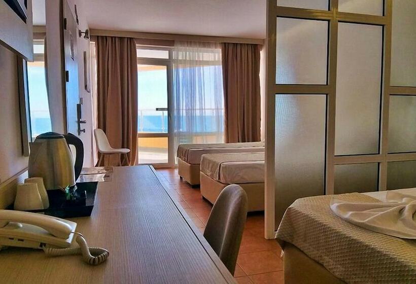 Отель Aphrodite Beach