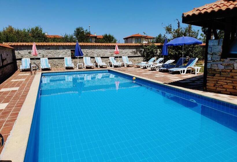 בית מלון כפרי Asti Art