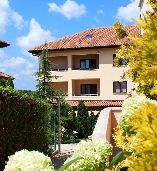 בית מלון כפרי Asti Art