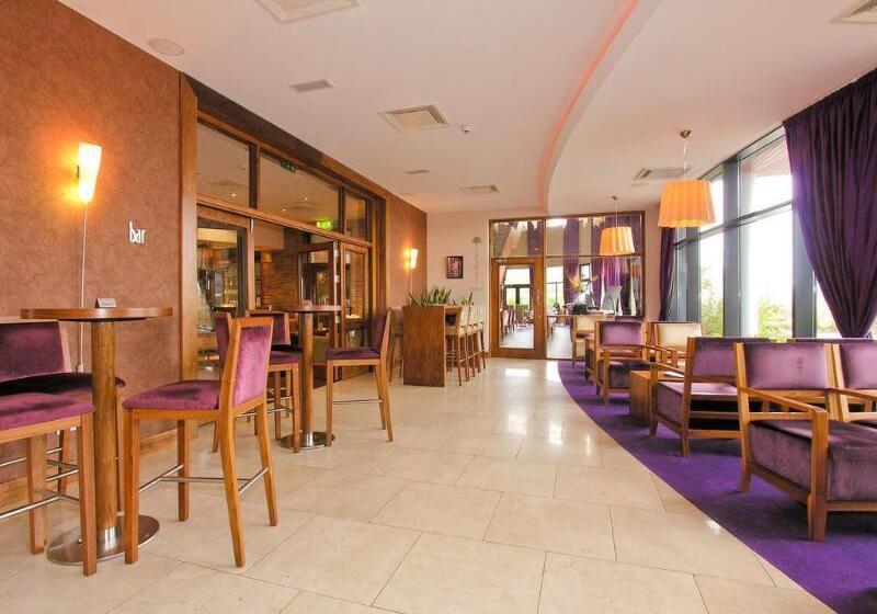 בית מלון כפרי Athlone Springs