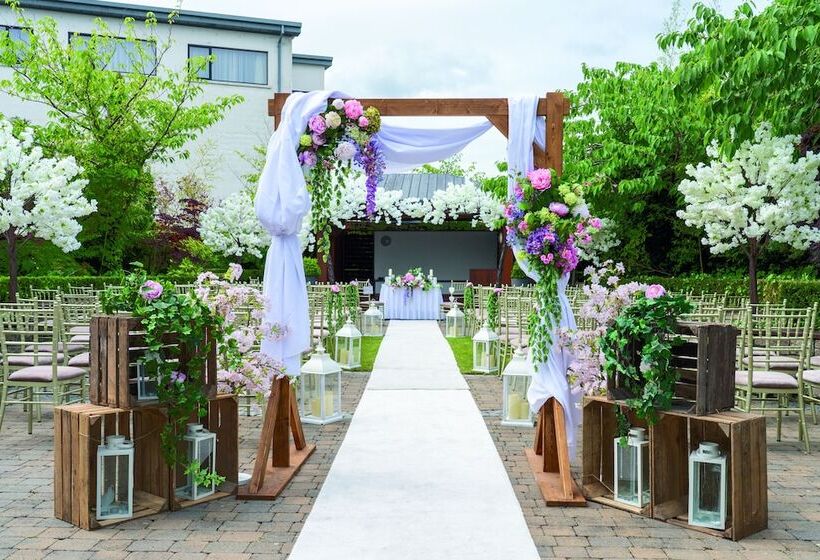 בית מלון כפרי Athlone Springs